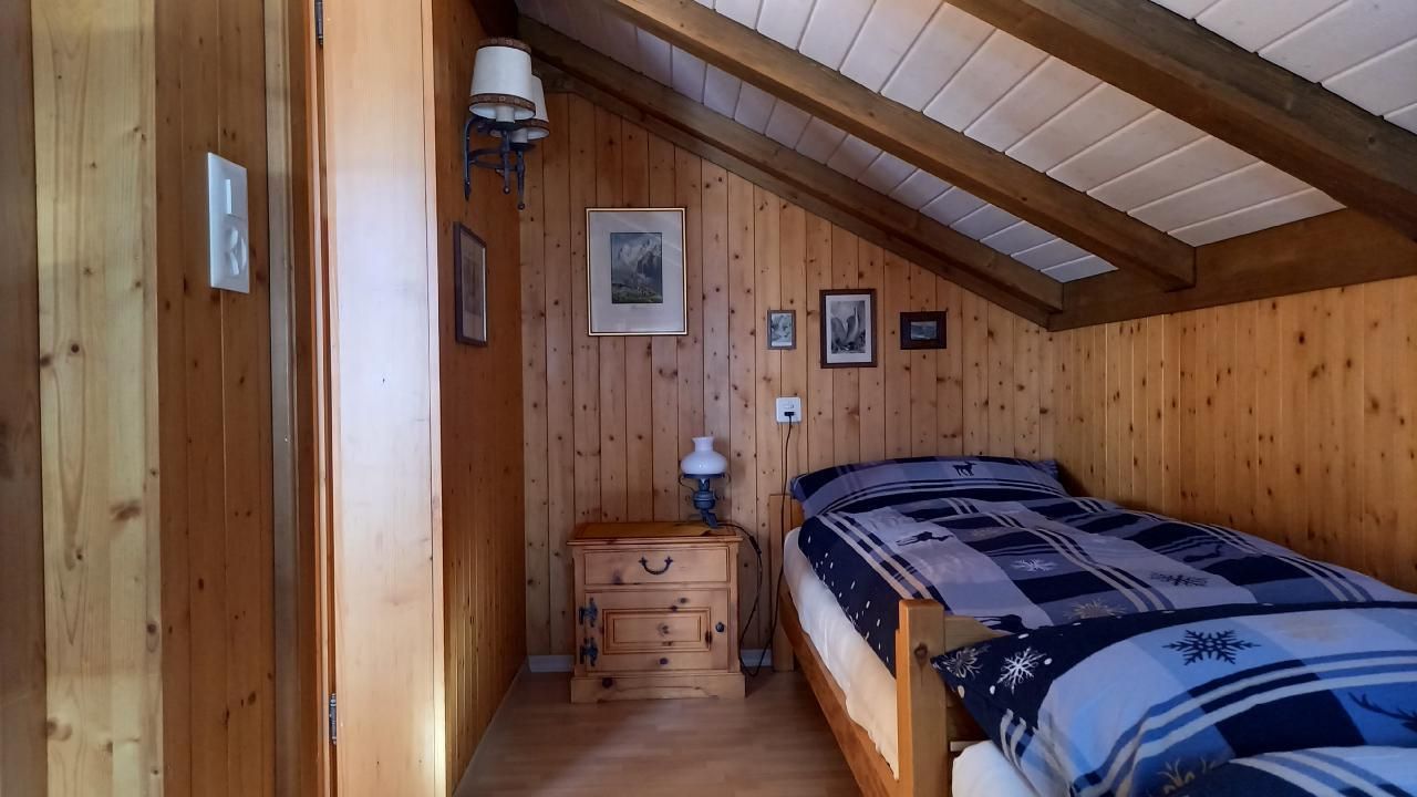 Schlafzimmer mit 2 Betten Schlafzimmer mit 2 Betten